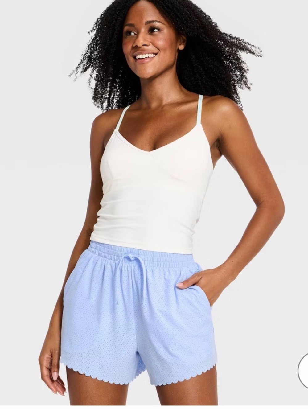 Women’s blue scallop active short
